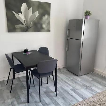 Ferienwohnung Zentral In Apartamento